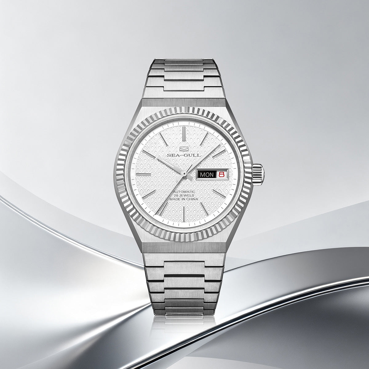 Seagull Ancient Cloud Motif Dial Date-day Calender Reissue Dress Watch 38mm