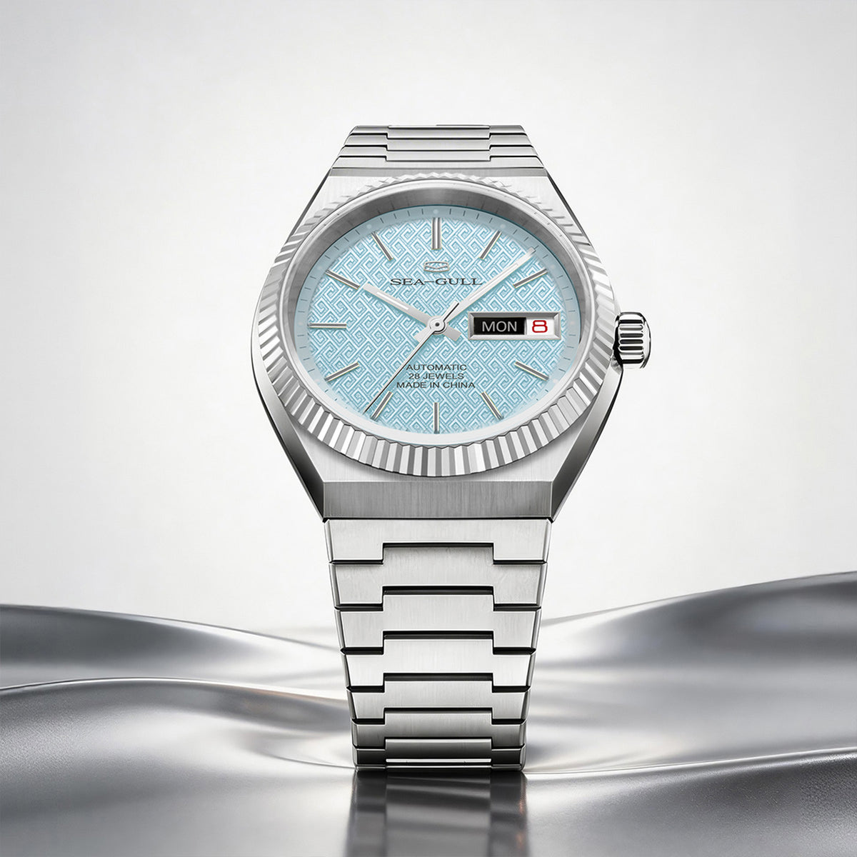 Seagull Ancient Cloud Motif Dial Date-day Calender Reissue Dress Watch 38mm