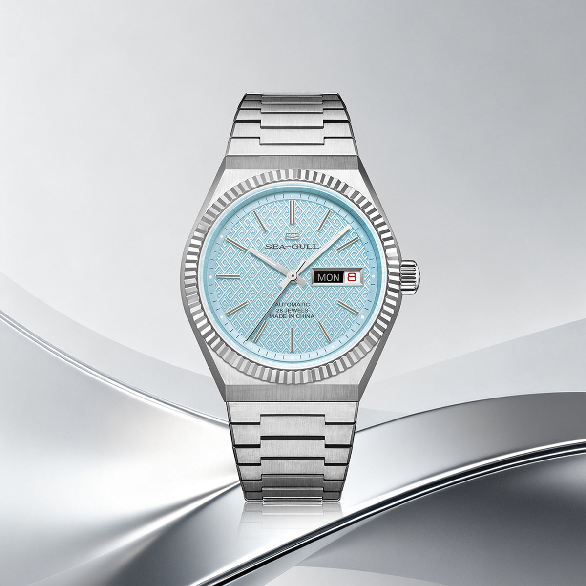Seagull Ancient Cloud Motif Dial Date-day Calender Reissue Dress Watch 38mm