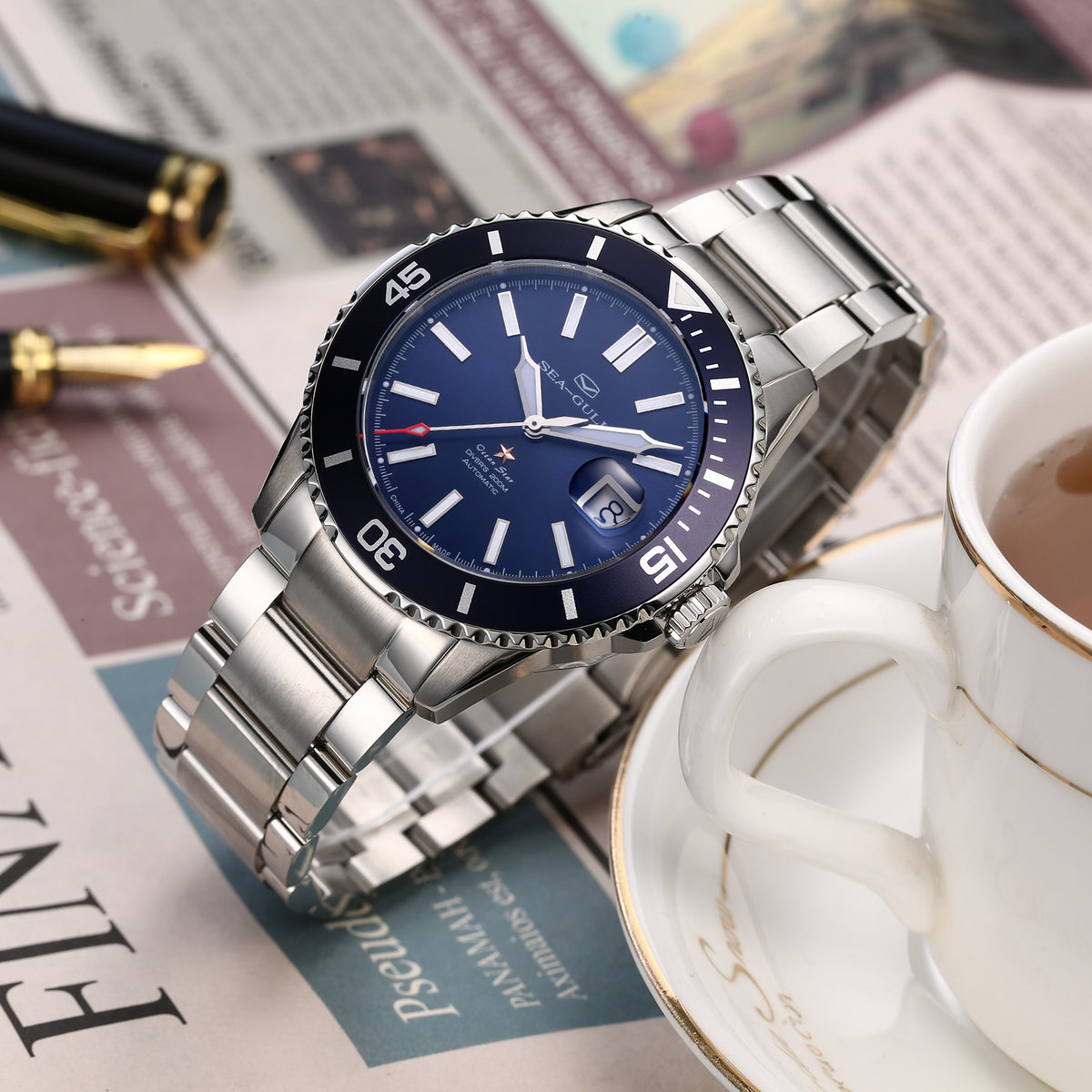 Seagull Ocean Series Magnified Date Window 200m Waterproof Dive Watch 44mm
